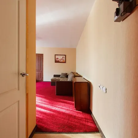 Apartment On Gorodskoy Val 9 *